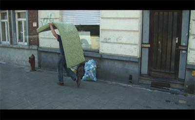 Uit de bus / From the bus Uit de bus / From the bus