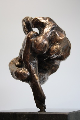 Alexandra Konstantinovna, Vergankelijk, 2015, b17 x 13 x h 20 cm Alexandra Konstantinovna, Vergankelijk, 2015, b17 x 13 x h 20 cm